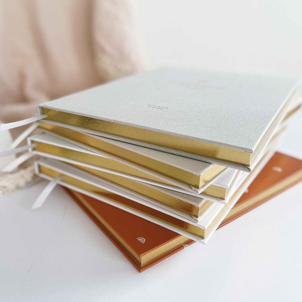 Blush & Gold -My Pregnancy Journal - Safari with Gilded Edges