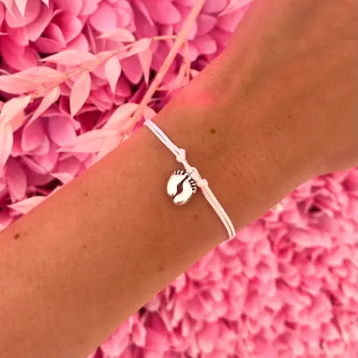 Letterbox Love- Mom To Be Bracelet- Baby at the bank