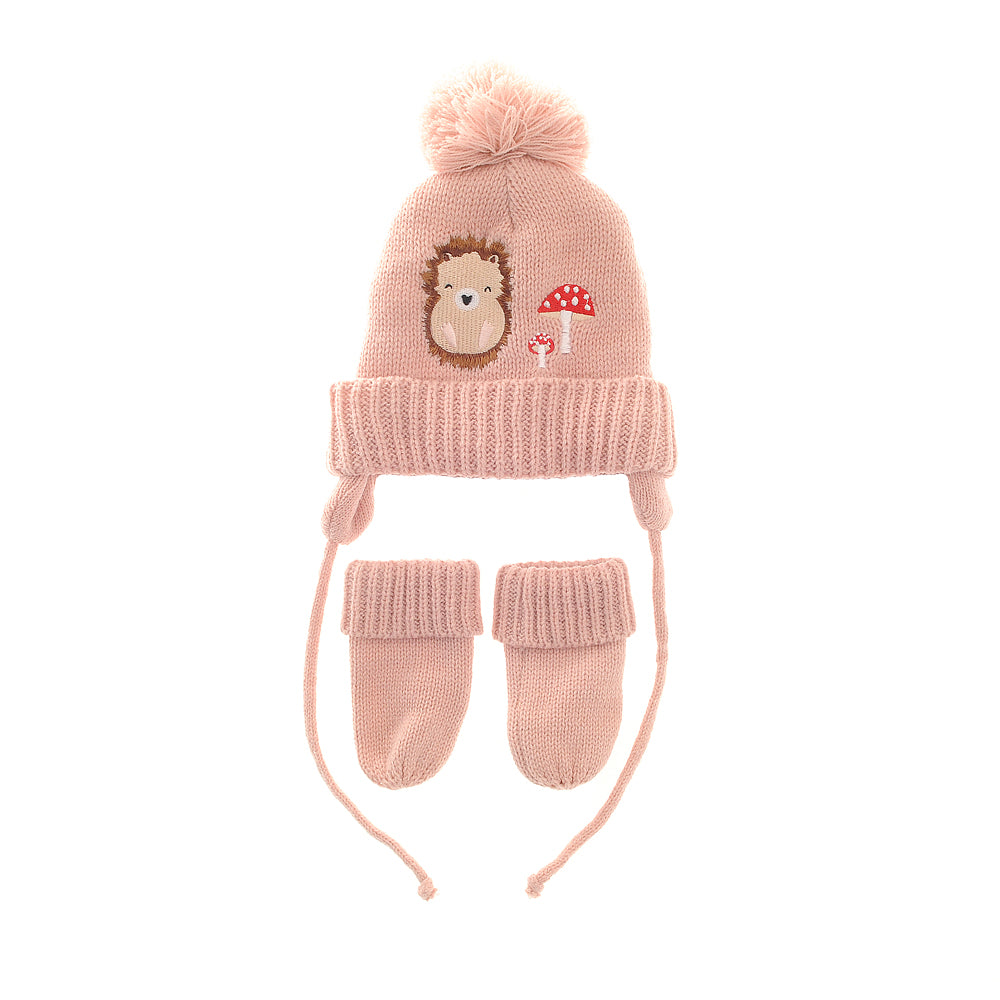 Ziggle- Woodland Wooly Hat and Mittens- Baby at the bank