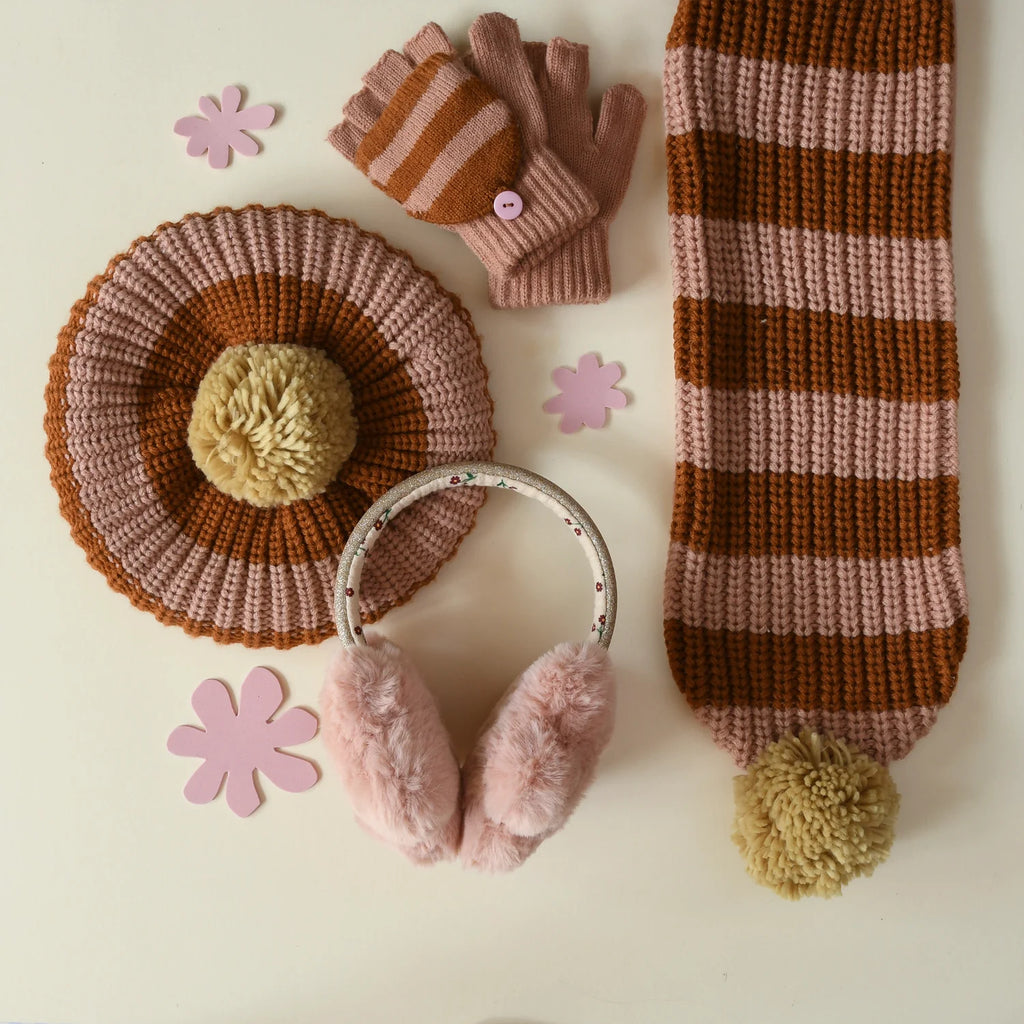 Rockahula- Cosy Striped Knitted Gloves- Baby at the bank