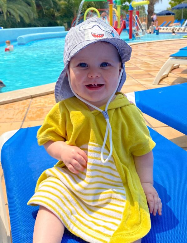 Ziggle- Shark Sun Hat
