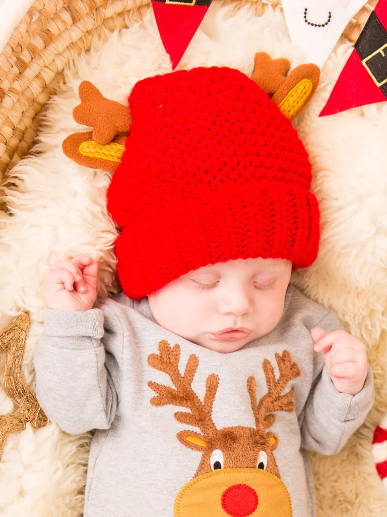 Blade and Rose- Festive Winter Hat- baby at the bank